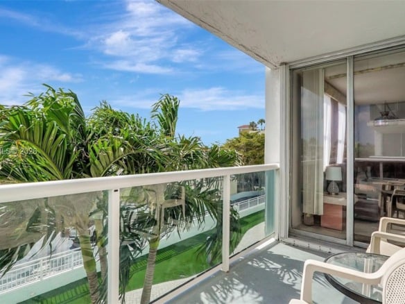 3015 N Ocean Blvd # 3J, Fort Lauderdale FL 33308 — #A11728426