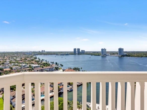 1000 Island Blvd # 2003, Aventura FL 33160 — #A11733378