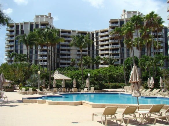 1121 Crandon Blvd # E904, Key Biscayne FL 33149 — #A11733552