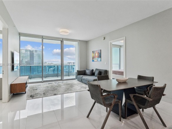 200 Biscayne Boulevard Way # 4912, Miami FL 33131 — #A11733636
