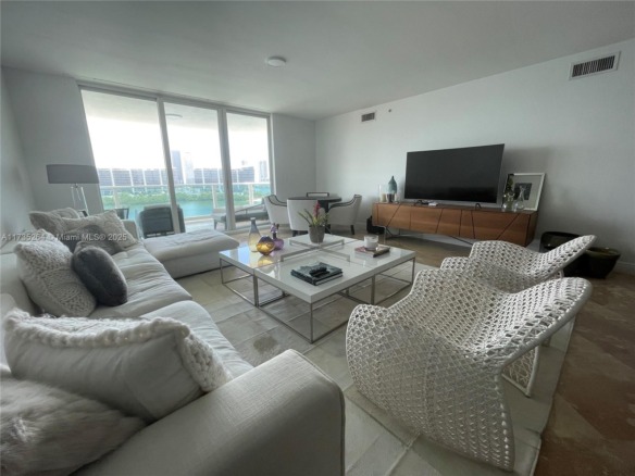 3301 NE 183rd St # 1105, Aventura FL 33160 — #A11735264