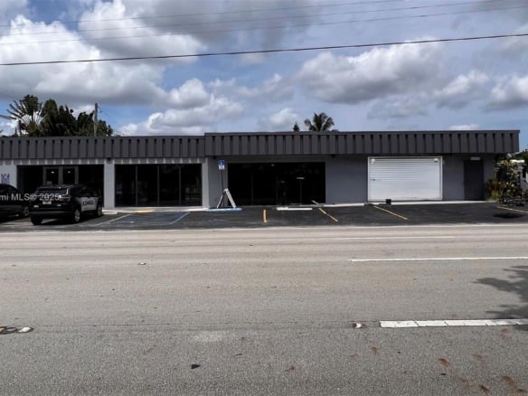 1100 S Dixie Hwy, Hollywood FL 33020 — #A11739342