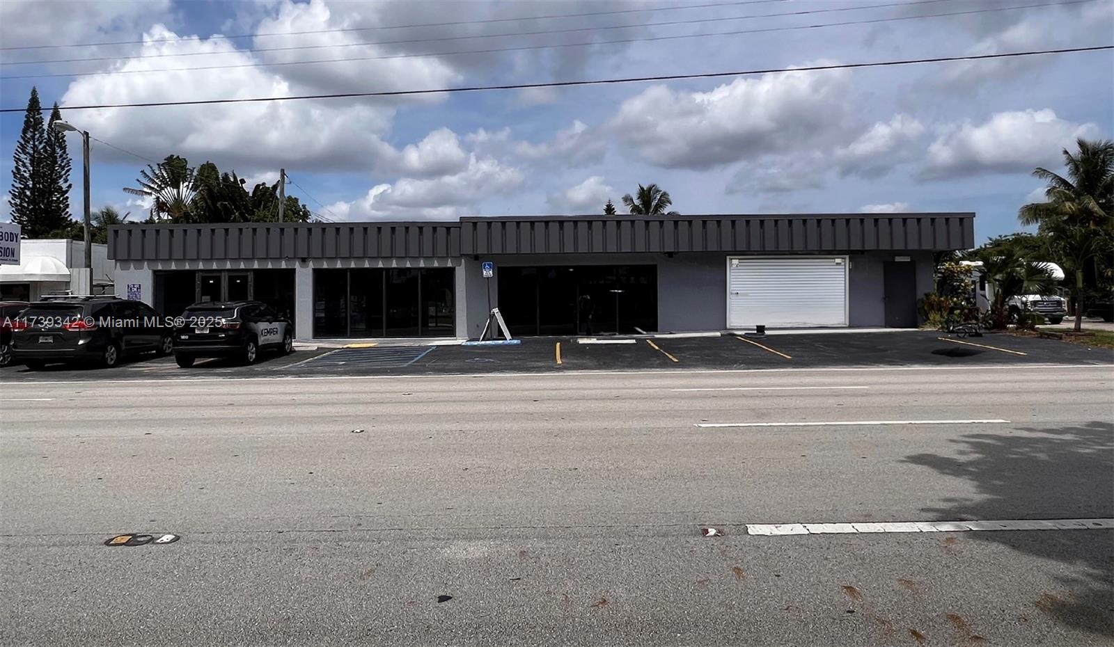 1100 S Dixie Hwy, Hollywood FL 33020 — #A11739342