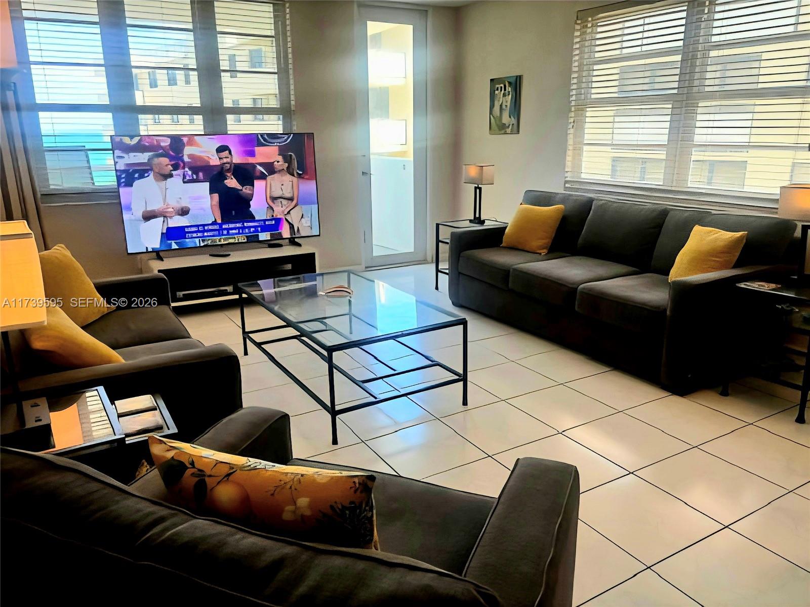 1ad5be0d-4353 100 Lincoln Rd # 821, Miami Beach FL 33139 — #A11739595