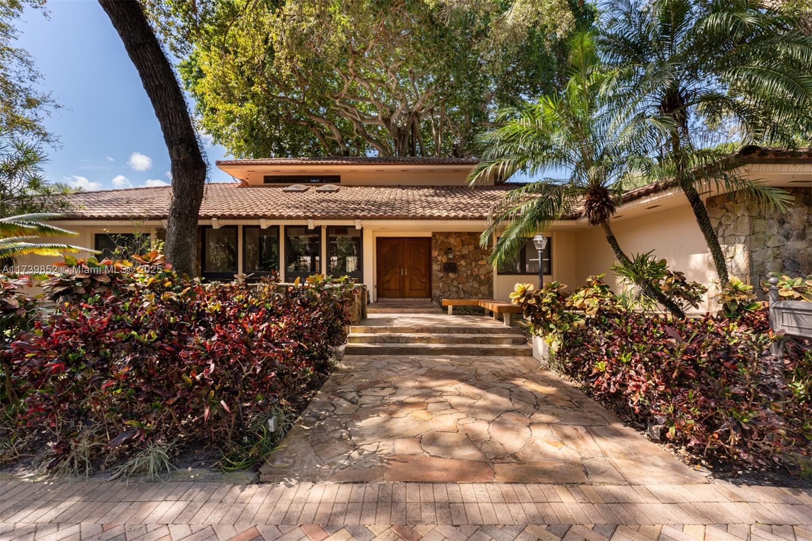 1ad5be0d-4354 9490 Old Cutler Ln, Coral Gables FL 33156 — #A11739852