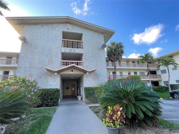 17090 NE 14th Ave # 314, Miami FL 33162 — #A11740676