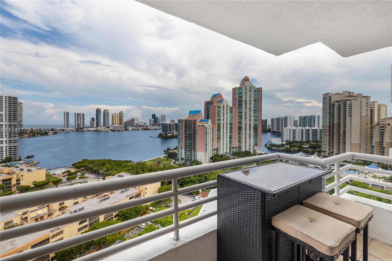 1ad5be0d-4376 3300 NE 192nd St, Aventura FL 33180 — #A11741770