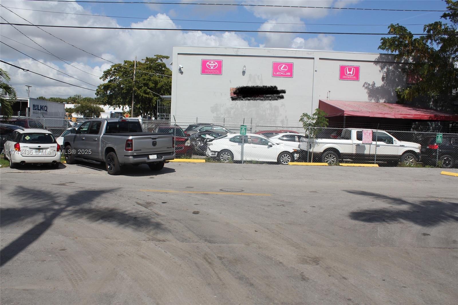1ad5be0d-4397 Listing #A11743435