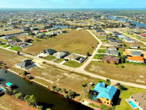 1939 NW 34th Pl, Cape Coral FL 33993 — #A11746556