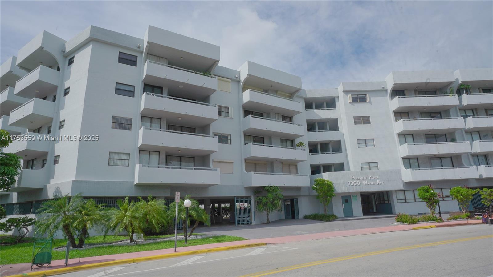 1ad5be0d-4533 7300 Wayne Ave # 317, Miami Beach FL 33141 — #A11753559