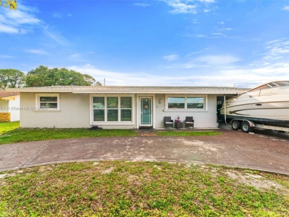 2751 NW 26th Ave, Oakland Park FL 33311 — #A11755651