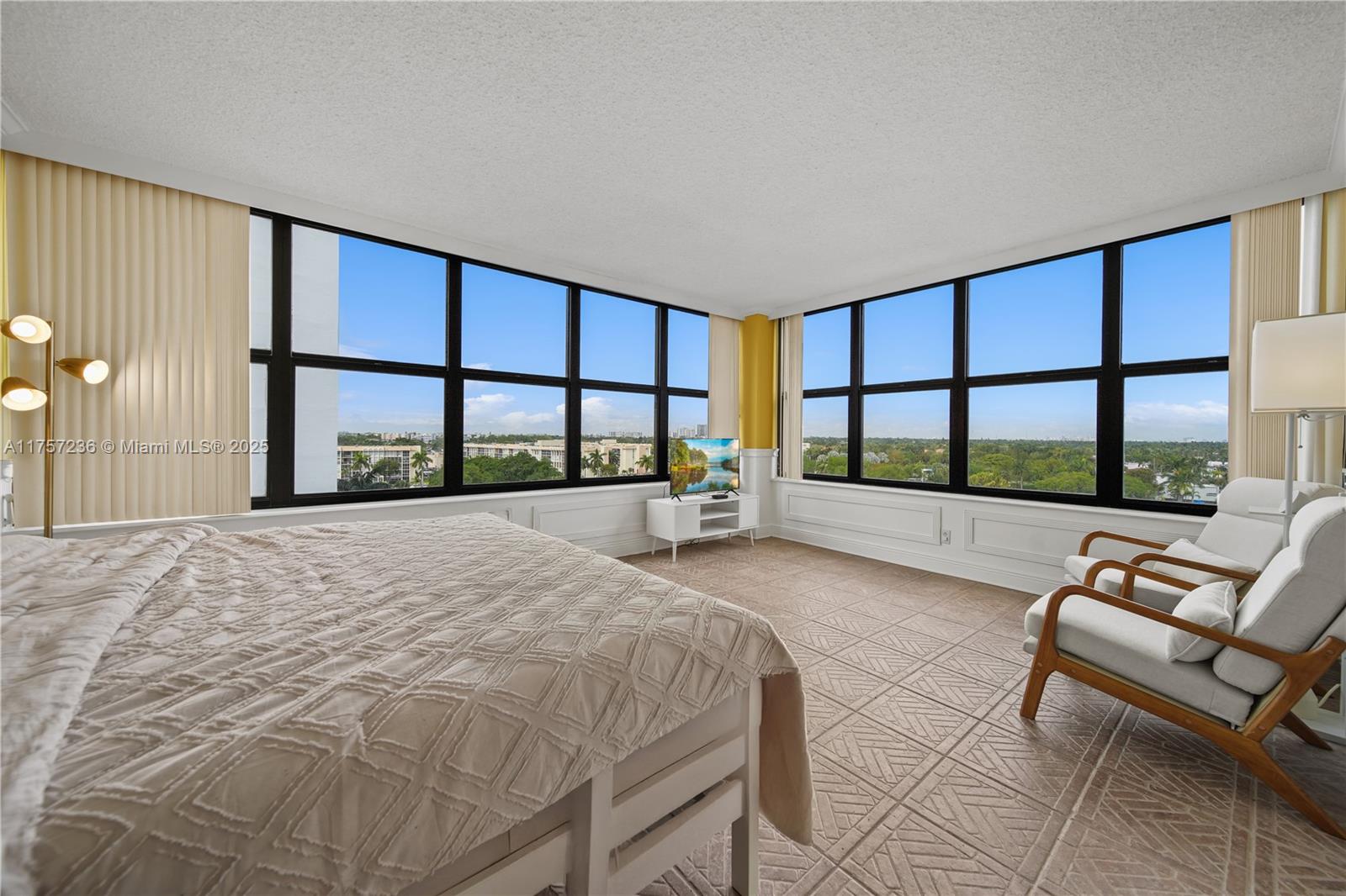 1ad5be0d-4598 2500 Parkview Dr # 812, Hallandale Beach FL 33009 — #A11757236