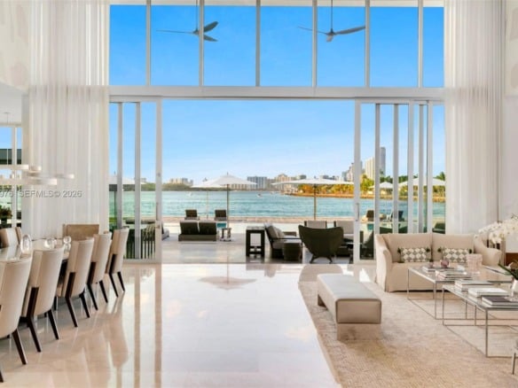 284 Bal Bay Dr, Bal Harbour FL 33154 — #A11757976