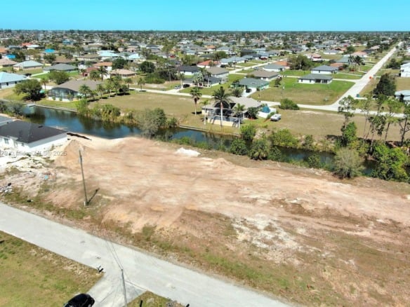 1611 NW 2nd St, Cape Coral FL 33993 — #A11759979