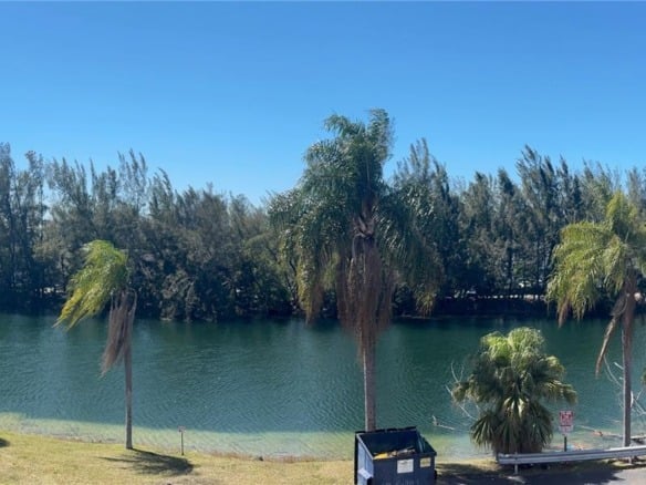 2300 NW 94th Ave # 202, Doral FL 33172 — #A11761245