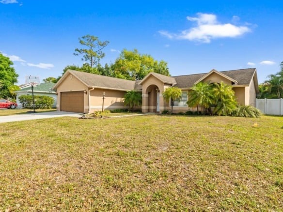 155 Kings Way, Royal Palm Beach FL 33411 — #A11761302