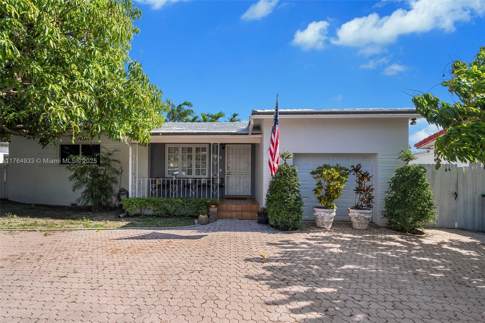 1ad5be0d-4720 5810 SW 22nd St, Miami FL 33155 — #A11764933