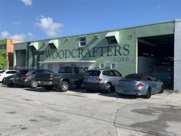 1677 W 31st Pl # 1677, Hialeah FL 33012 — #A11766969