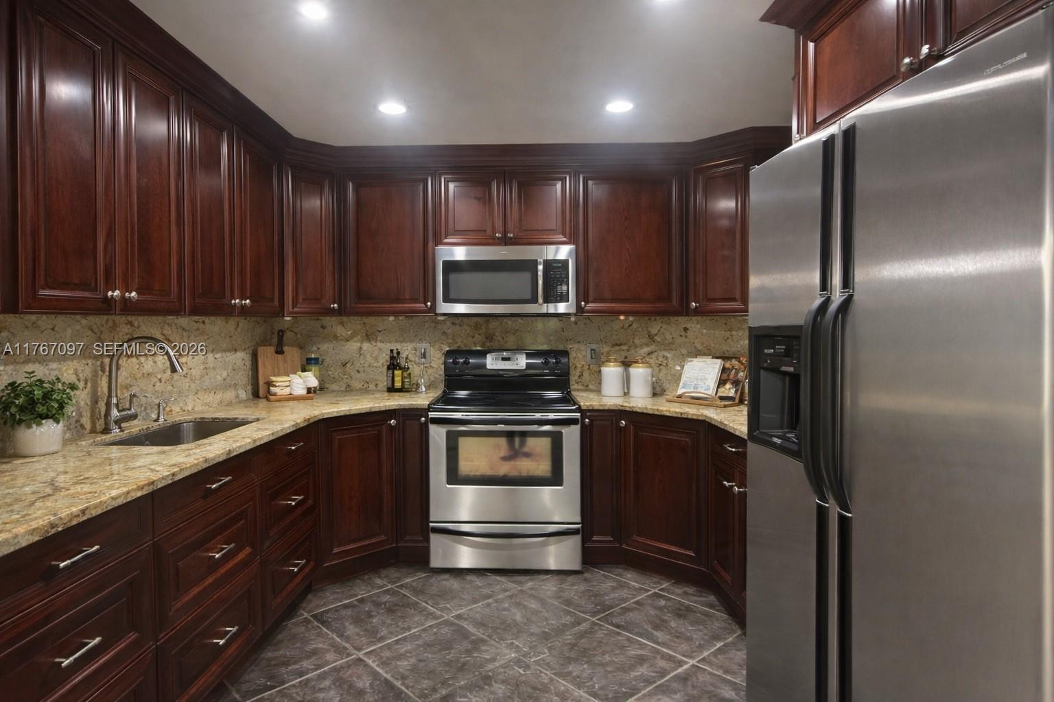 1ad5be0d-4751 3933 Cocoplum Cir # 3518, Coconut Creek FL 33063 — #A11767097