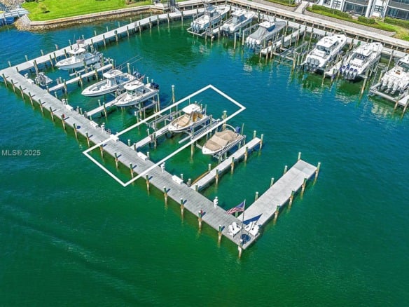 1015 S Bay Colony Drive S Slip 17, Juno Beach FL 33408 — #A11770719