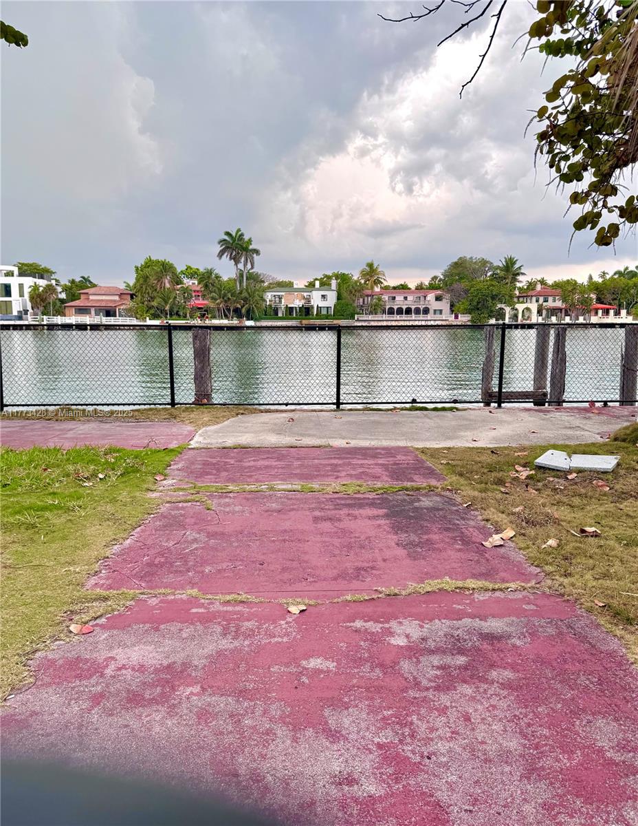 1ad5be0d-4869 5255 Collins Ave Boat Slip E, Miami Beach FL 33140 — #A11773428