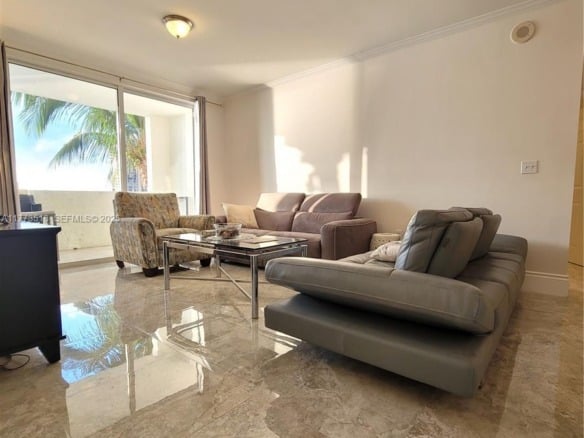 17100 N Bay Rd # 1307, Sunny Isles Beach FL 33160 — #A11773518