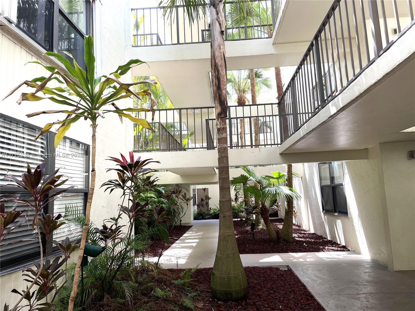 20401 NE 30th Ave # 8, Aventura FL 33180 — #A11775238
