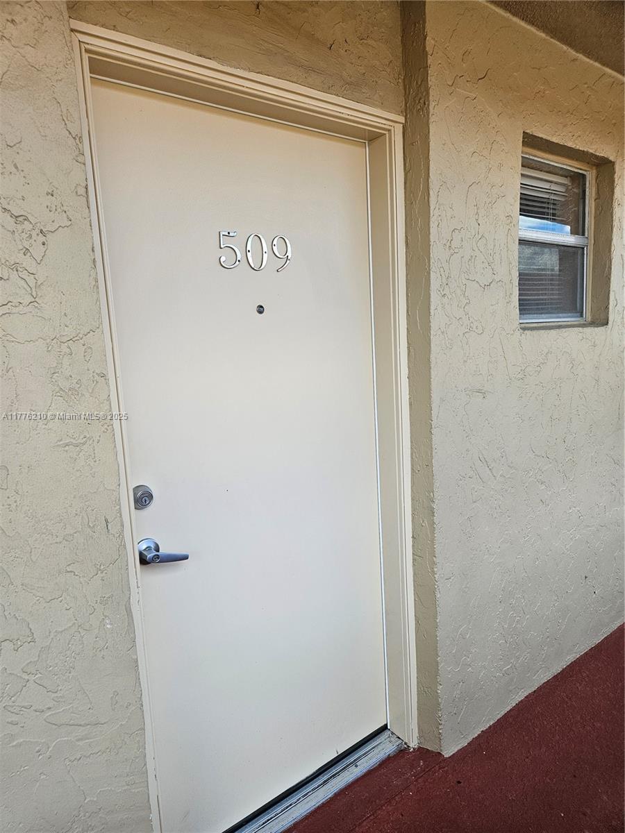 1ad5be0d-4915 Listing #A11776210
