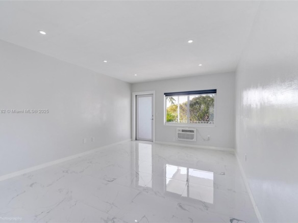 641 Espanola Way # 35, Miami Beach FL 33139 — #A11777782