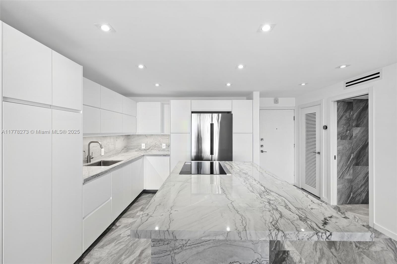 1ad5be0d-4937 1658 Bay Rd # 504, Miami Beach FL 33139 — #A11778273