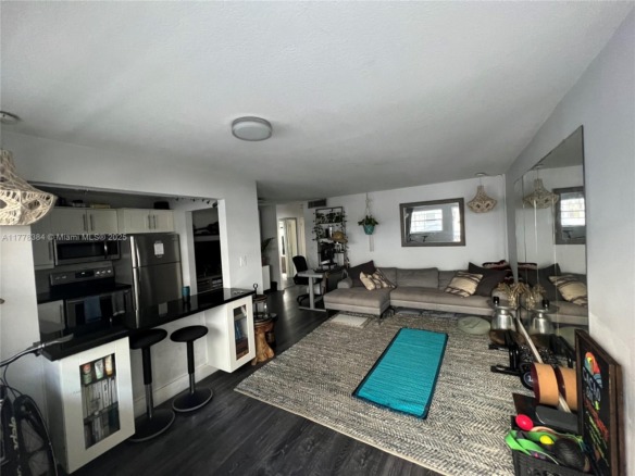 221 Meridian Ave # 206, Miami Beach FL 33139 — #A11778384