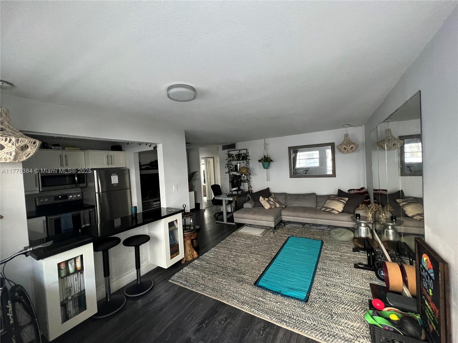 1ad5be0d-4940 221 Meridian Ave # 206, Miami Beach FL 33139 — #A11778384