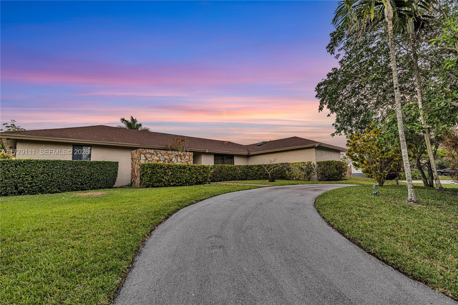 1ad5be0d-4955 7801 SW 170th St, Palmetto Bay FL 33157 — #A11779111