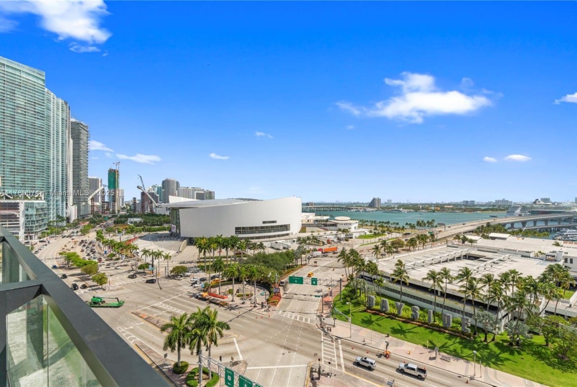 1170