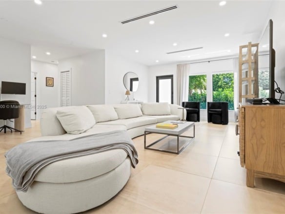 281 NE 48th Ter, Miami FL 33137 — #A11780700