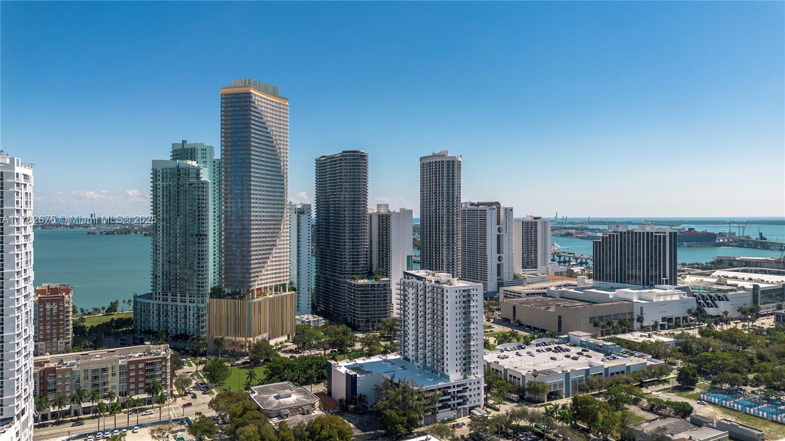 1ad5be0d-5016 1837 NE 4th Ave # 2113, Miami FL 33132 — #A11782675