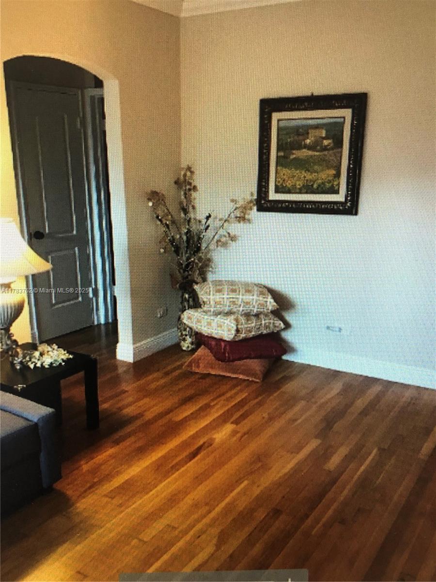 1ad5be0d-5034 30 Almeria Ave # 6, Coral Gables FL 33134 — #A11783762