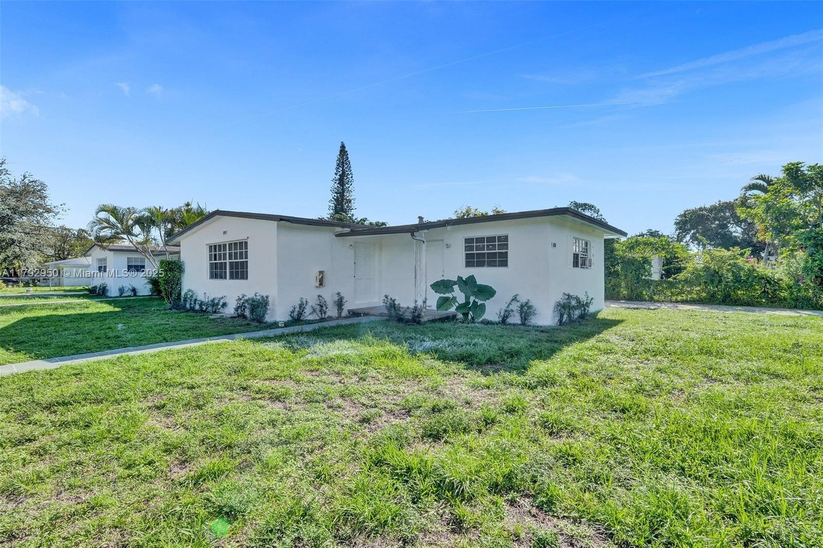 5657 Grant St, Hollywood FL 33021 — #A11792950