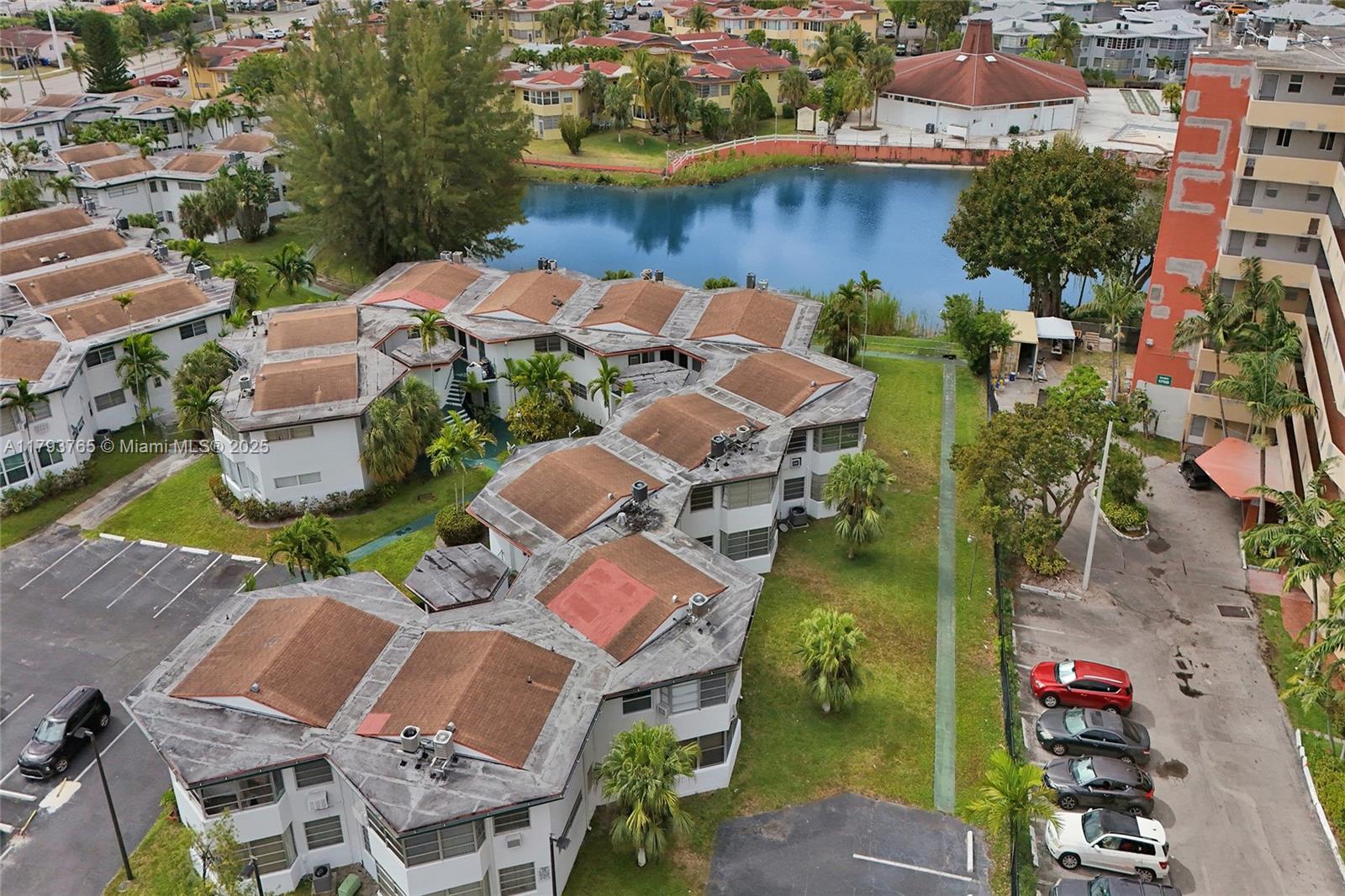 default 18746 NE 18th Ave # 146, Miami FL 33179 — #A11793765