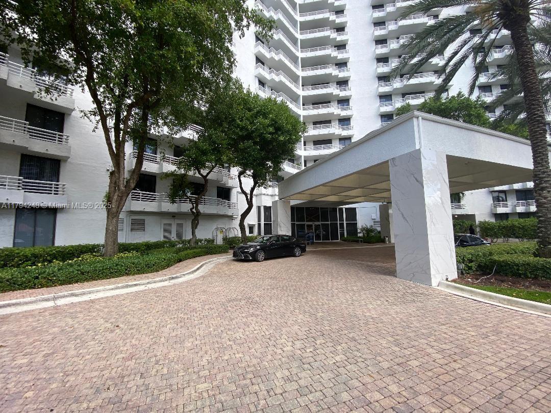3300 NE 192nd St # 612, Aventura FL 33180 — #A11794248