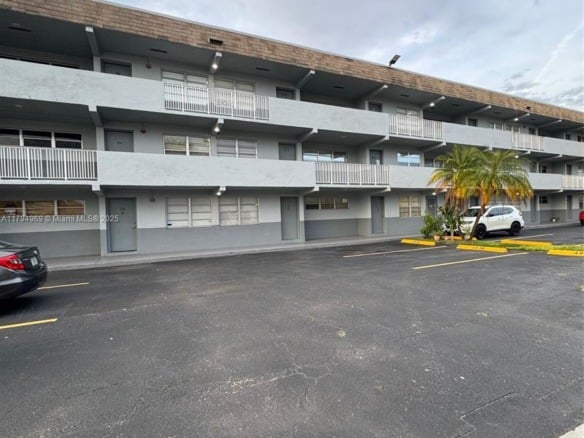 11195 SW 1st St # 314, Sweetwater FL 33174 — #A11794969