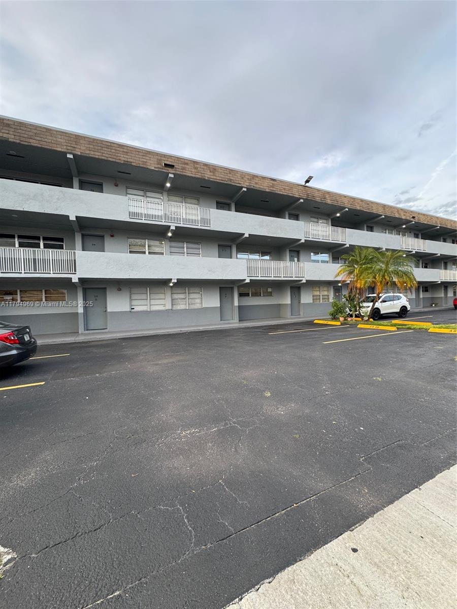 11195 SW 1st St # 314, Sweetwater FL 33174 — #A11794969