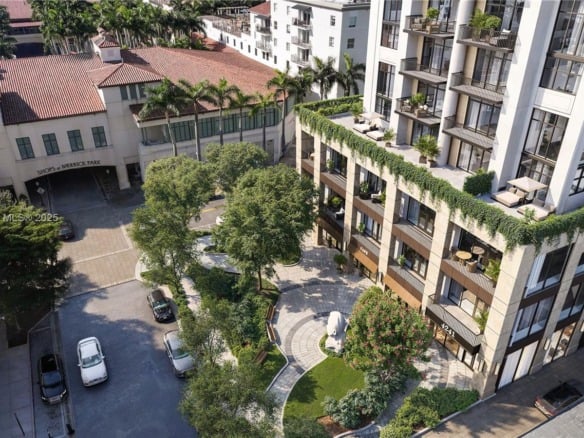 4241 Aurora St # 701, Coral Gables FL 33146 — #A11796171