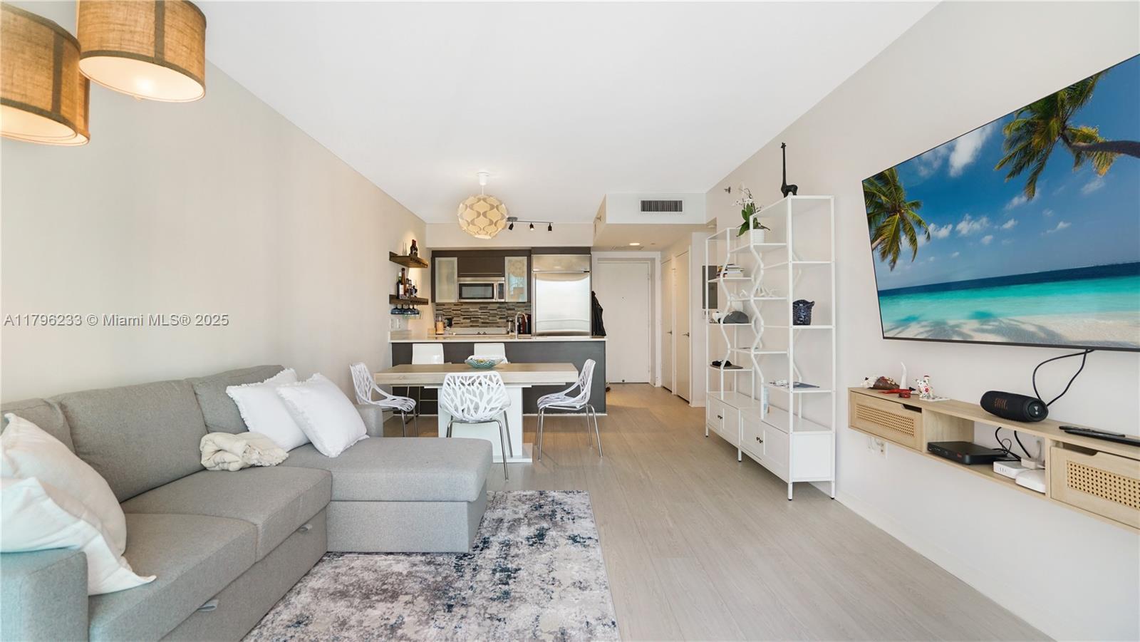 1ad5be0d-5252 55 SE 6th St # 1804, Miami FL 33131 — #A11796233