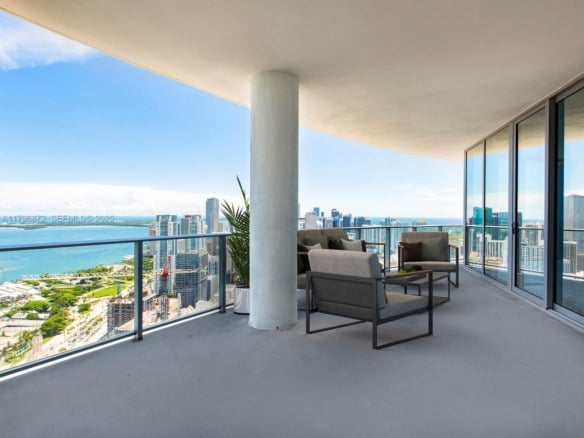 851 NE 1st Ave, Miami FL 33132 — #A11796872