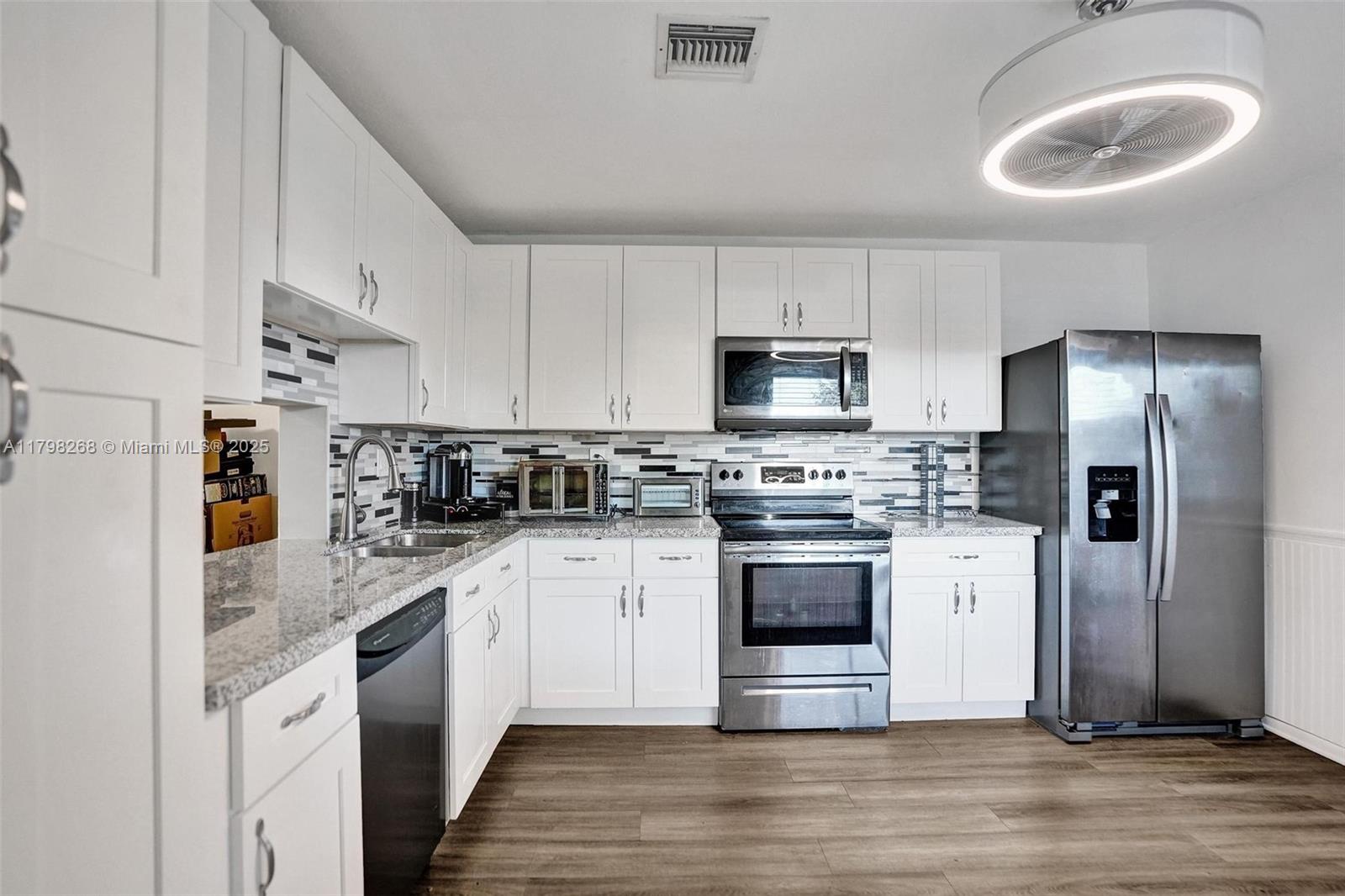 1ad5be0d-5303 1233 Hampton Blvd, North Lauderdale FL 33068 — #A11798268