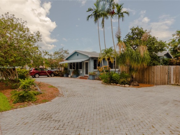2533 Fillmore St, Hollywood FL 33020 — #A11431244