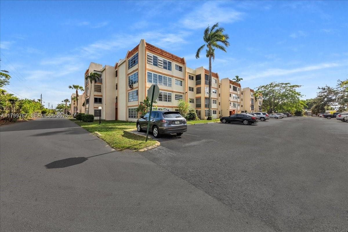 1ad5be0d-5338 2451 NW 41st Ave # 304, Lauderhill FL 33313 — #A11799767