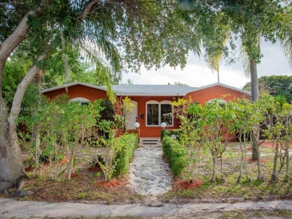 16910 NE 8th Ct, North Miami Beach FL 33162 — #A11800818