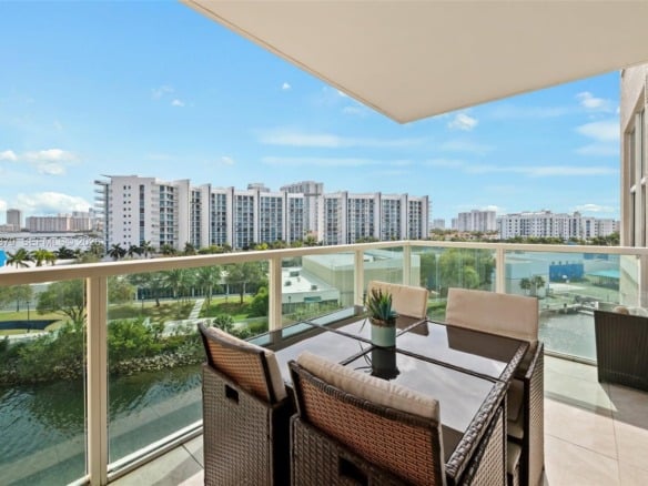 3330 NE 190th St # 717, Aventura FL 33180 — #A11804379